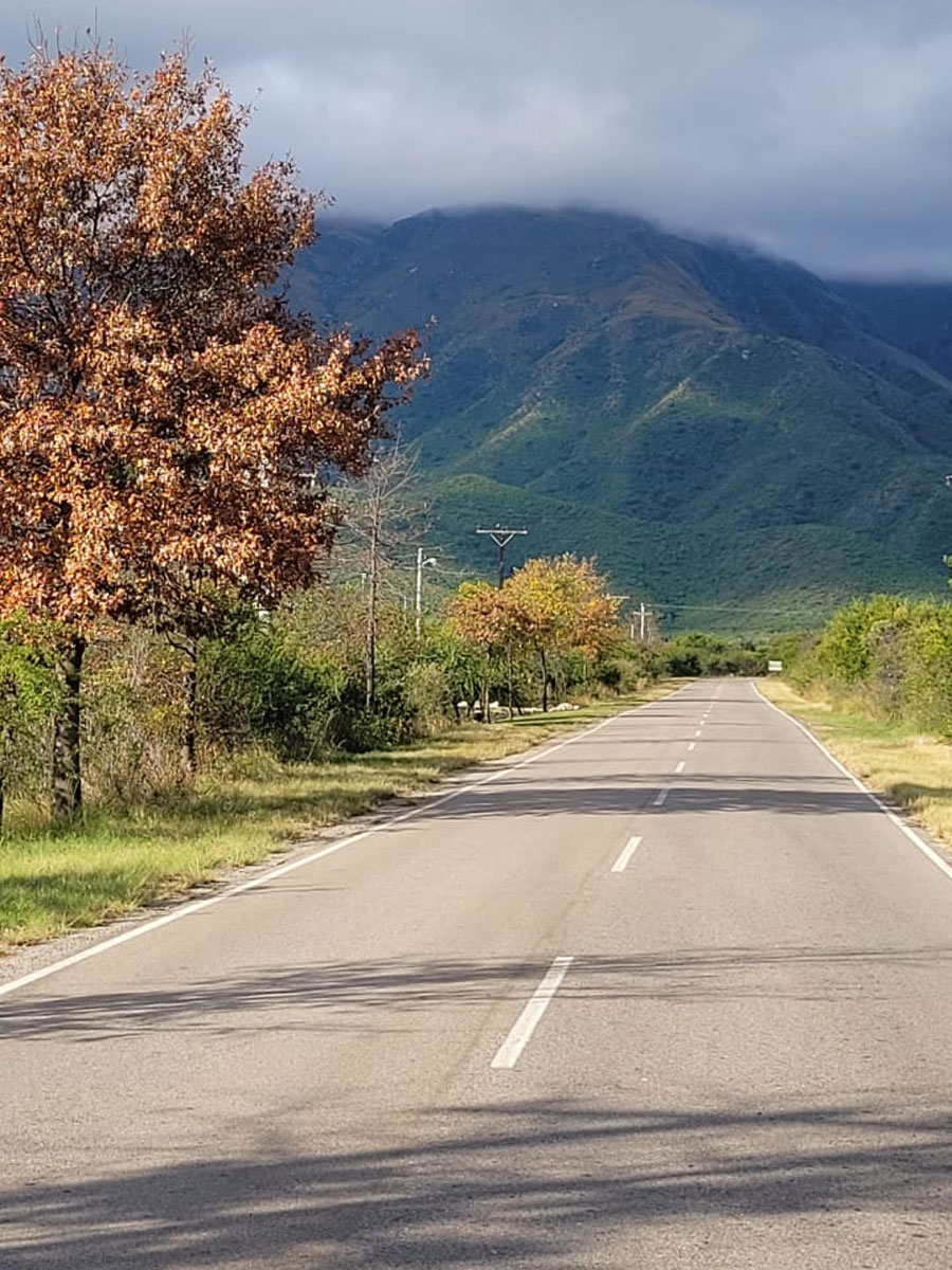 Ruta desde Rosario hacia Río Cuarto y La Punilla, camino a Carpintería San Luis